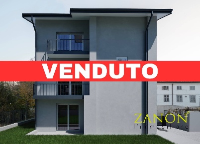 Foto Appartamento in Via Lunga, Gorizia Centro di 113 m² con 5 locali