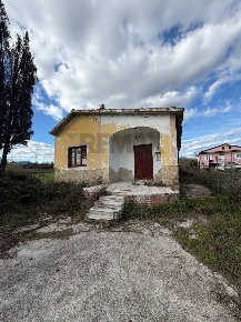 Foto Villa unifamiliare in strada statale appia 7 Snc, Carinola di 96 m²