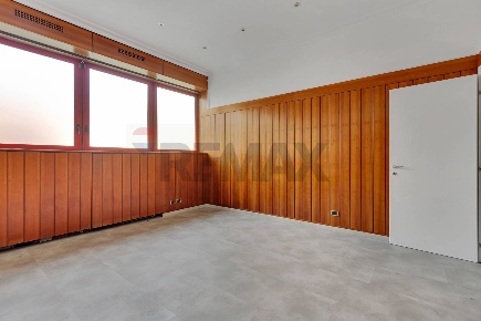 Foto Ufficio a Milano Certosa di 87 m² con 2 locali in affitto