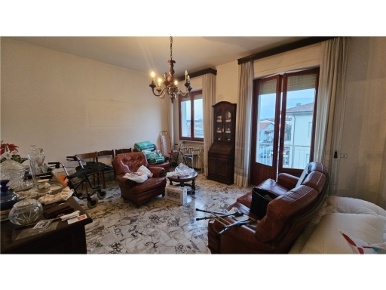 Foto Appartamento in AZELIO, Empoli San Rocco - Lungarno di 110 m²