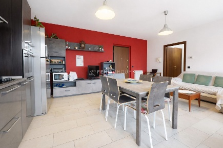 Foto Appartamento in VIA ROMAGNA 1A, Bernareggio Centro di 68 m² in vendita