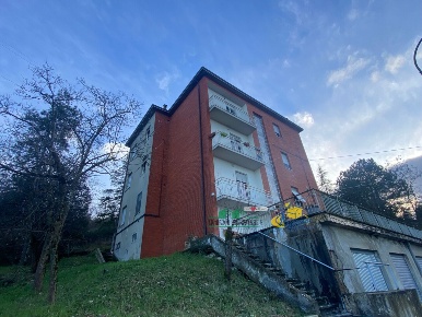 Foto Appartamento in Via Partigiani D'Italia 7, Fornovo di Taro Centro