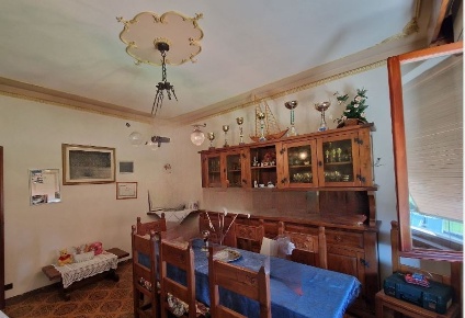 Foto Villa unifamiliare in Via dei Pellegrini, Lucca Sant'Anna di 300 m²