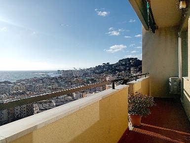 Foto Appartamento in Via Giovanni Opisso 183, Genova Pegli di 120 m²