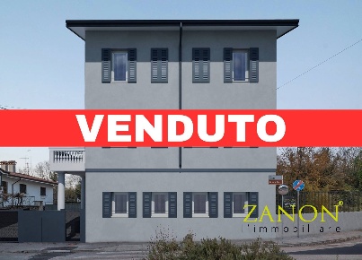 Foto Appartamento in Via Lunga, Gorizia Centro di 60 m² con 2 locali