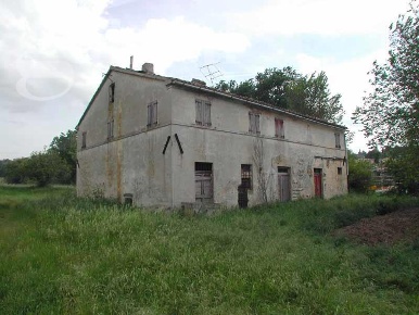 Foto Rustico in Strada ARCEVIESE 117, Senigallia di 522 m² in vendita