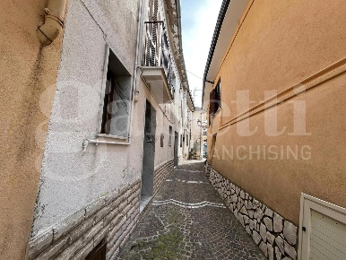Foto Casa indipendente in Dei Pentri, Castello del Matese di 150 m²