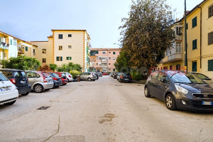 Foto Appartamento in Via Benedetto Croce 1, Portici di 90 m² con 4 locali