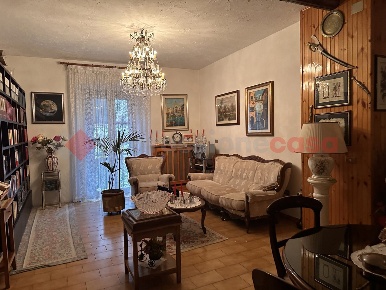 Foto Casa indipendente in Piazza SantâAntonio 10, Pescasseroli di 140 m²
