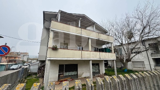 Foto Appartamento in Via Mincio 2, Tortoreto Zona Artigianale Industriale