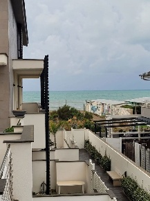 Foto Appartamento in di Focene, Fiumicino Focene di 70 m² con 3 locali