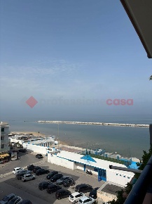 Foto Appartamento in N. Rota, Bari San Girolamo di 83 m² con 3 locali