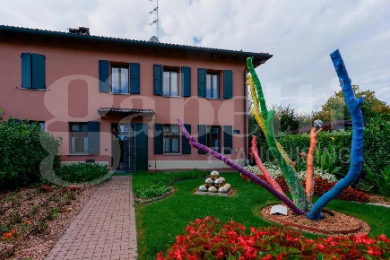 Foto Villa unifamiliare in Via Frabaccia 17, Castel Maggiore di 240 m²