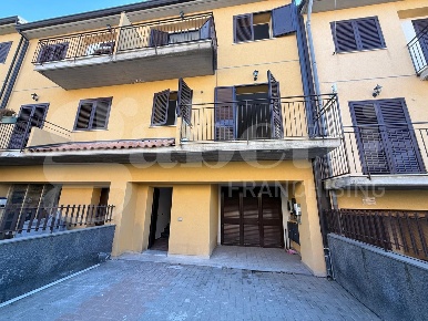 Foto Villa a schiera in Via Santa Maria delle Fosse 9, Mascalucia Centro