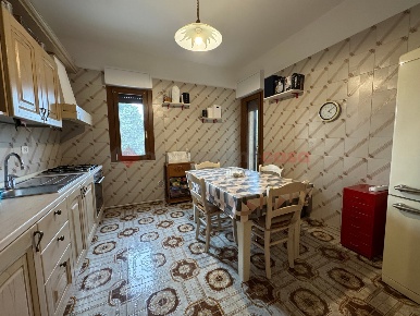Foto Appartamento in Via Bacone 1C, Grottaglie di 80 m² con 3 locali