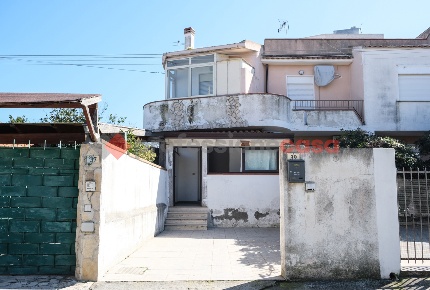 Foto Appartamento in Via Simeto 39, Milazzo Ponente di 60 m² con 3 locali