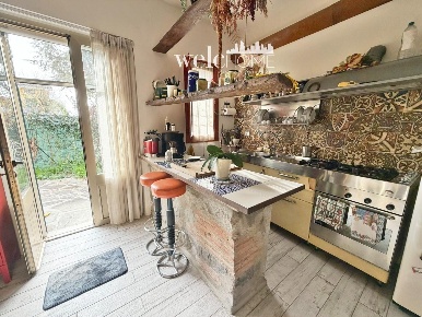 Foto Casa indipendente a Campi Bisenzio Torricella di 130 m² con 4 locali