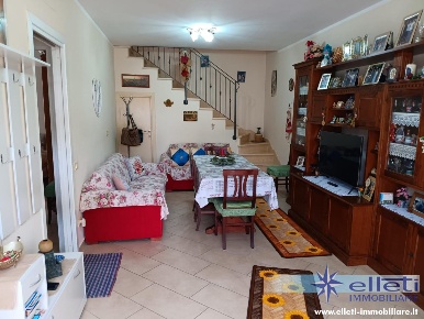 Foto Appartamento a Massa Bondano - Partaccia di 113 m² con 4 locali