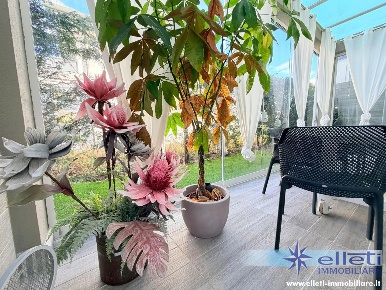 Foto Appartamento a Montignoso Cinque Vie di 80 m² con 3 locali in vendita