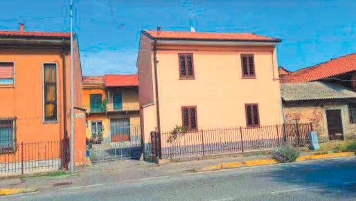 Foto Appartamento a Bareggio di 123 m² con 5 locali in vendita