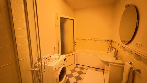 Foto Attico a Lucca Orvieto Scalo di 210 m² con 8 locali in vendita