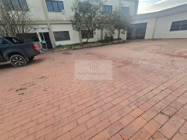 Foto Locale commerciale a Siracusa Pantanelli - Elorina di 450 m²