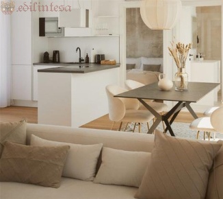 Foto Appartamento in via Gian Lorenzo Bernini, Monza Buonarroti di 124 m²