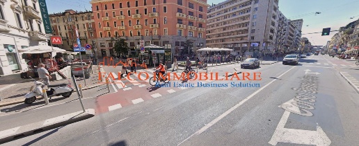 Foto Negozio in Corso Buenos Aires, Milano Porta Venezia di 45 m²