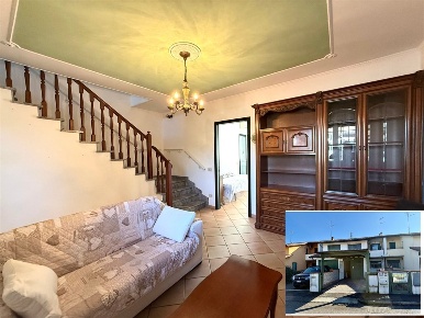 Foto Villa a schiera in via morelli, Alfonsine Centro di 130 m² in vendita