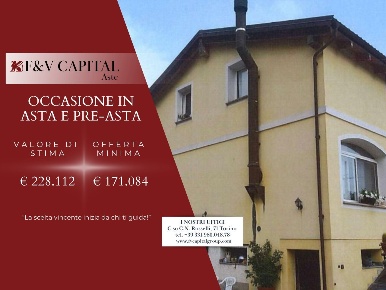 Foto Villa unifamiliare in Via San Simone - Frazione San Fedele, Albenga