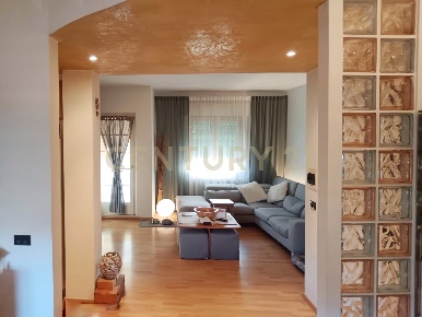Foto Appartamento in Via XXV Aprile 28, Abbadia San Salvatore di 99 m²