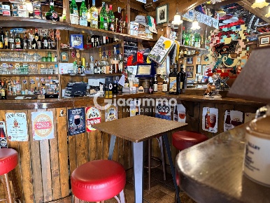 Foto Attività commerciale in Viale Firenze 27, Potenza Centro di 59 m²