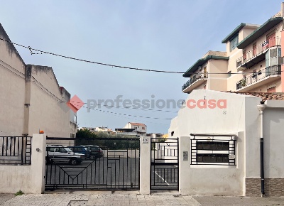 Foto Appartamento in Via S. Francesco Di Paola 165, Centro di 108 m²