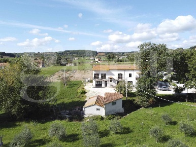 Foto Casa indipendente in Via Loreto 0, Gubbio Mocaiana di 250 m²