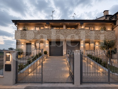 Foto Villa unifamiliare in LocalitÃ  Cotrebbia Nuova snc, Calendasco Centro