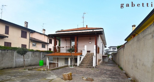 Foto Villa singola in Via giulio verne 124, Marcallo con Casone Marcallo
