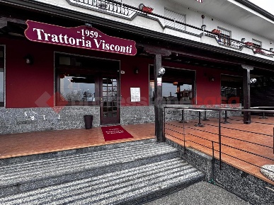 Foto Ristorante in per Nebbiuno, Massino Visconti Centro di 250 m²
