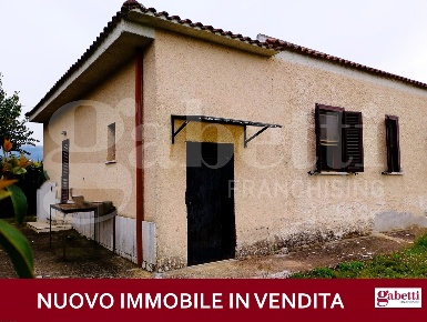 Foto Casa indipendente in Via Pio Nono 3, Cisterna di Latina Centro