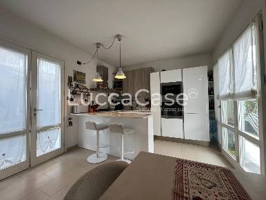 Foto Villa bifamiliare a Lucca San Concordio di 106 m² con 3 locali