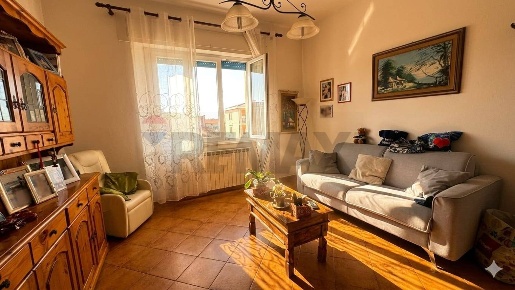 Foto Appartamento a Piombino Centro di 80 m² con 5 locali in vendita