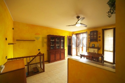 Foto Appartamento a Trezzano Rosa di 77 m² con 2 locali in vendita