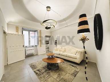 Foto Appartamento in via roma snc, Siracusa Ortigia di 99 m² con 4 locali