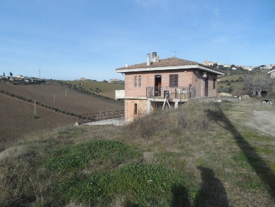 Foto Casa indipendente in Contrada Monterone, Monteprandone di 180 m²