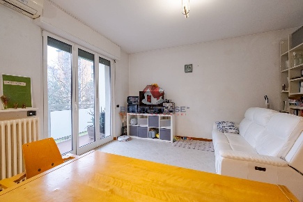 Foto Appartamento in Via Degli Astri 22, Milano Primaticcio di 76 m²