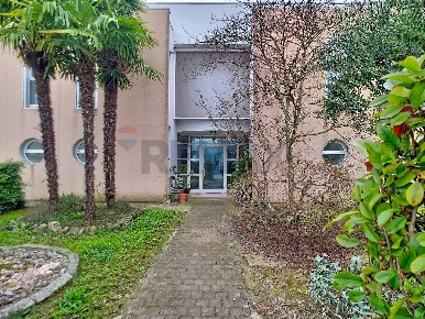 Foto Case semi ndipendenti in Strada Terza di quartiere dell'Industria 15,