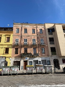 Foto Appartamento in via Saffi 3, Sassari Centro Storico di 101 m²