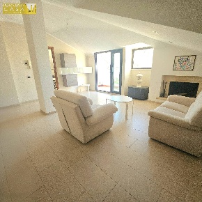 Foto Attico a Teramo Centro di 134 m² con 6 locali in vendita