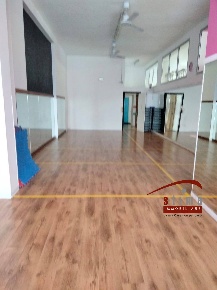 Foto Locale commerciale a Siracusa di 200 m² con 3 locali in vendita