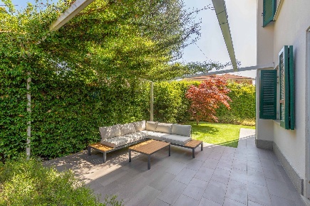 Foto Villa unifamiliare a Monza Triante di 334 m² con 4 locali in vendita