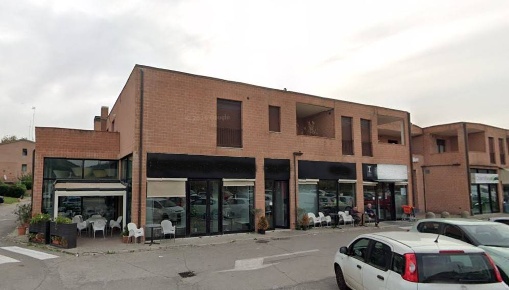 Foto Locale commerciale in Via della Resistenza, Monteriggioni Badesse